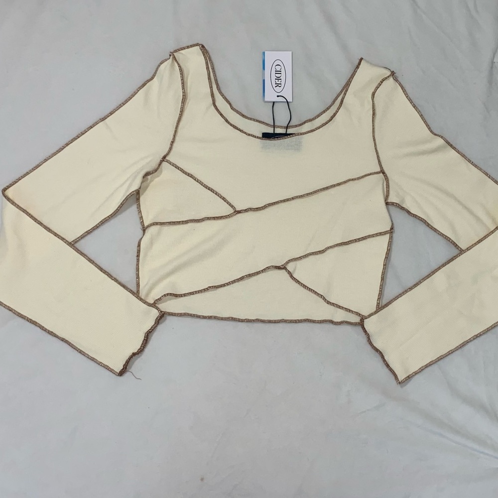 SOLD Cider crop top - Picture 3 of 8